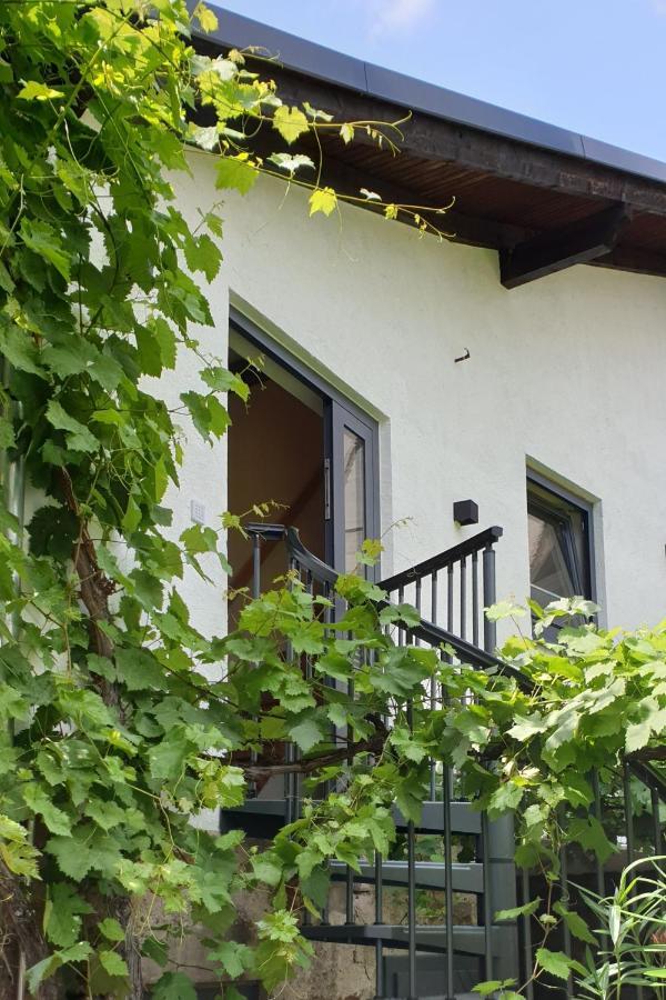Ferienapartment Rebwinkel Бурген Экстерьер фото